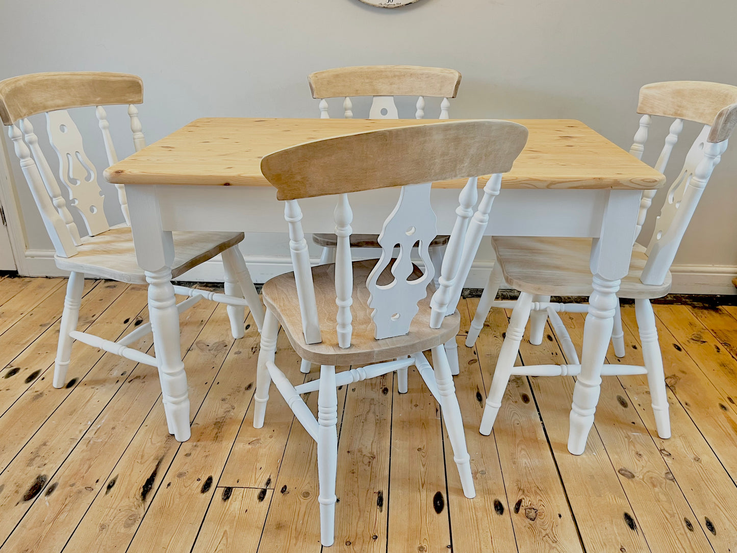 'Felix' Pine Farmhouse Style Table and Chair Set