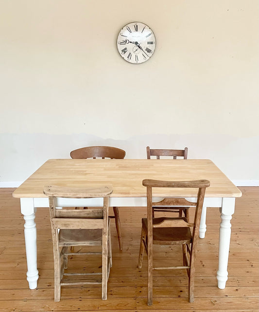 'Dorothy' Pine Farmhouse Style Table