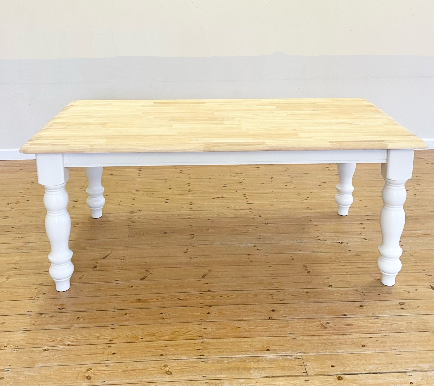 'Otto' Pine Farmhouse Style Dining Table