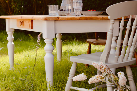 'Oliver' Farmhouse Style Pine Table