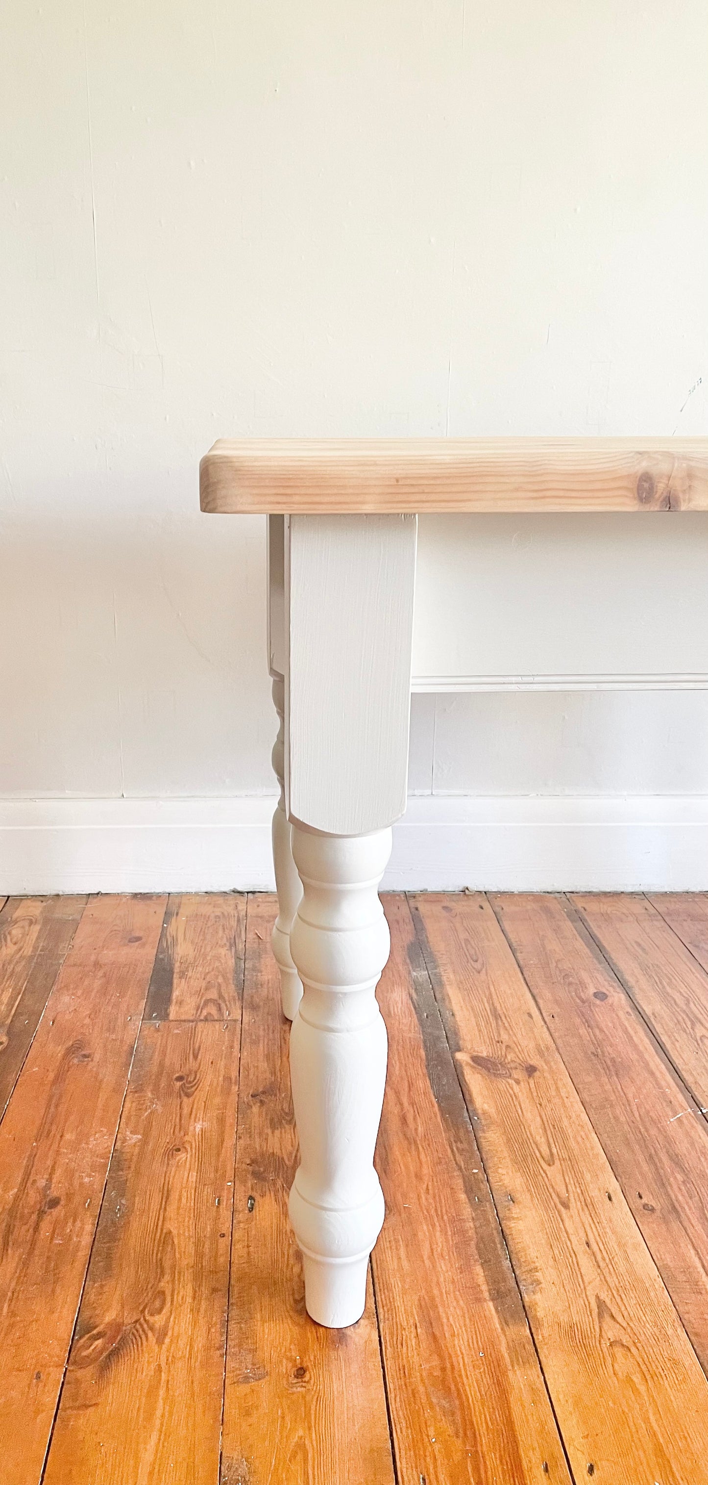 "Alma" Small Farmhouse Style Pine Table